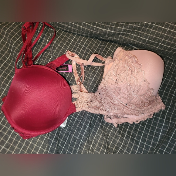 2 bras fit like 38c - Picture 1 of 1